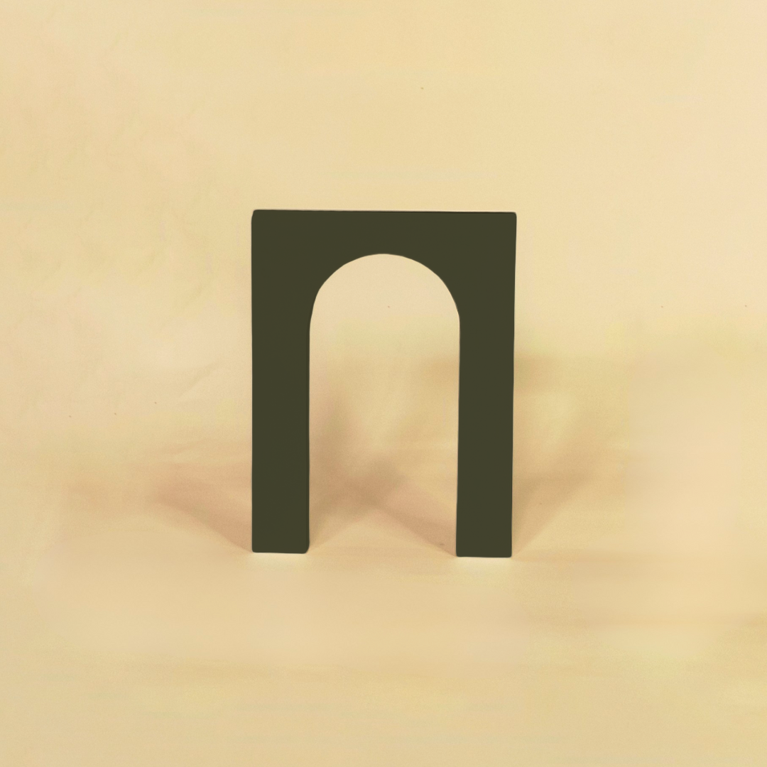 Single Curved Arch Wall