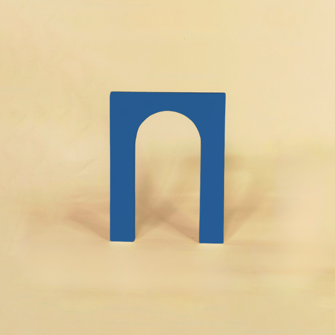 Single Curved Arch Wall