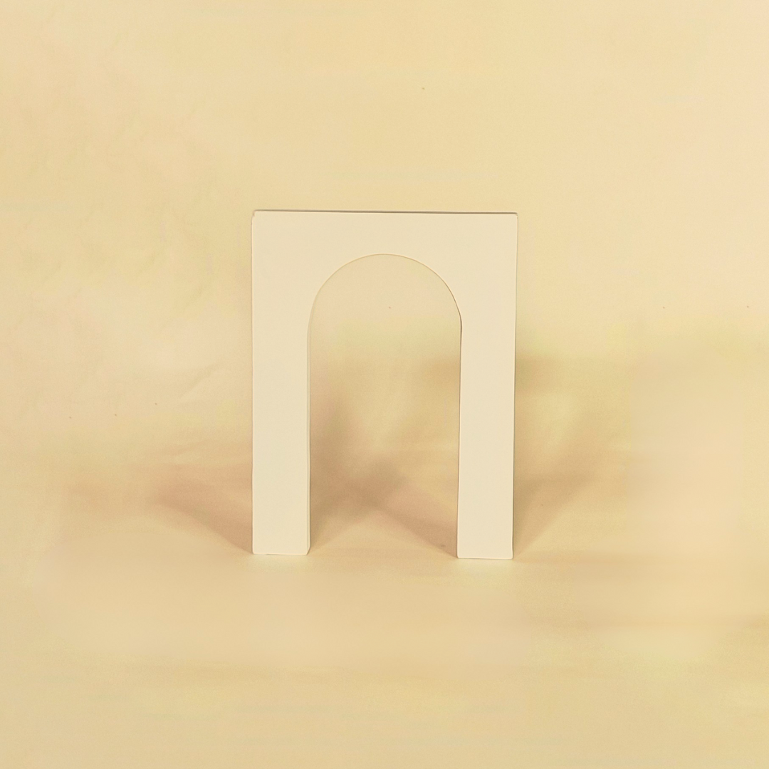 Single Curved Arch Wall