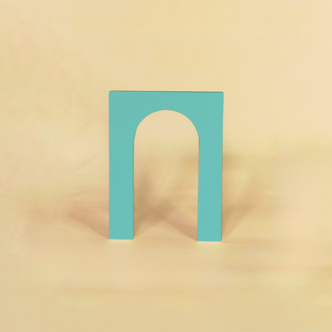 Single Curved Arch Wall