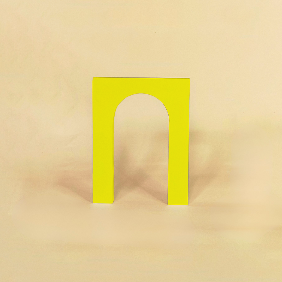 Single Curved Arch Wall